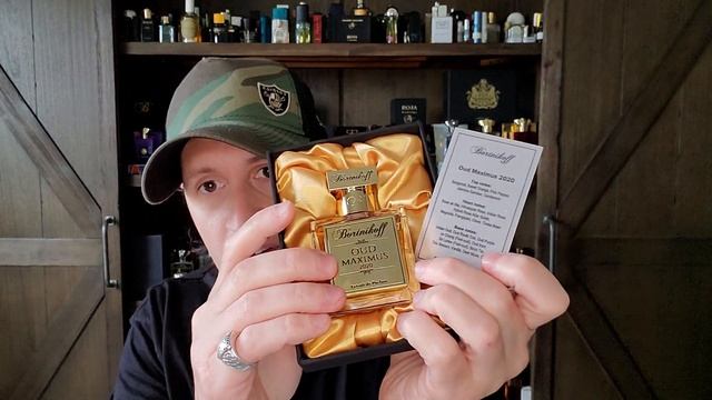 Tom Ford Oud Wood (2007) | A case study in "oud" #oud #tomford #ysl #yvessaintlaurent #perfume смотреть онлайн