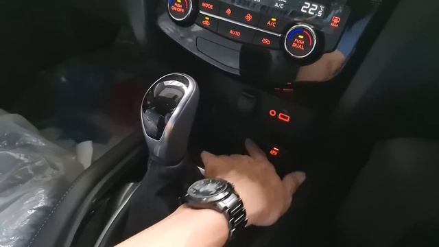 In Depth Tour Nissan X-Trail [T32] Facelift - Indonesia смотреть онлайн