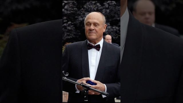 17.09-84 года со дня рождения режиссера и актера #владимирменьшов #кино #москваслезамневерит смотреть онлайн