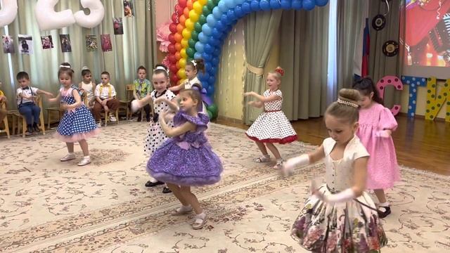 Выпускной «Стиляги», Твист . смотреть онлайн