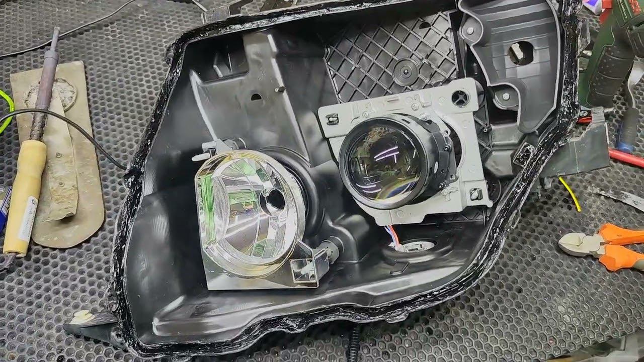 Установка bi-led линз Aozoom 5 поколения Mitsubishi pajero 4 рестайлинг, Араб. смотреть онлайн