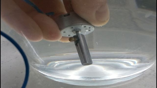 Работа моторчика махокрыла в воде смотреть онлайн