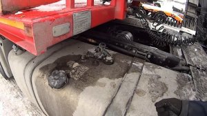 ЗАМЕНА МАСЛА В АКПП И РЕДУКТОРЕ МОСТА[МАН ТГХ 2018года]