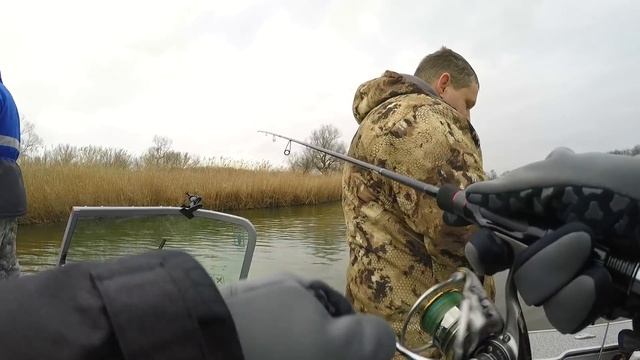 Рыбалка на кубани. Кирпили смотреть онлайн