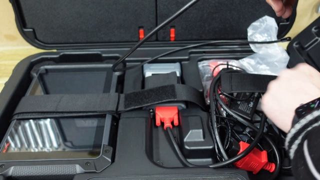 Autel MaxiCOM MK808BT VS Autel MaxiCOM MK908P / Best Autel Scan Tool 2021