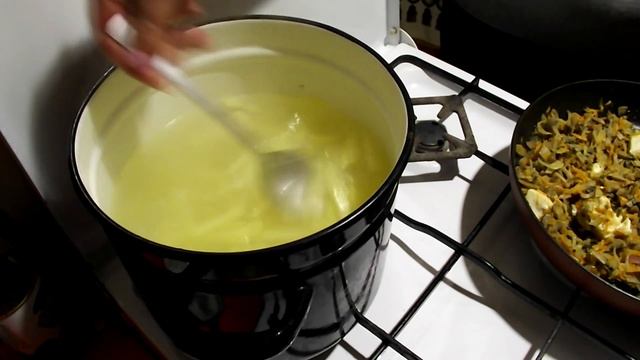 Готовим грибной суп с плавленными сыром смотреть онлайн