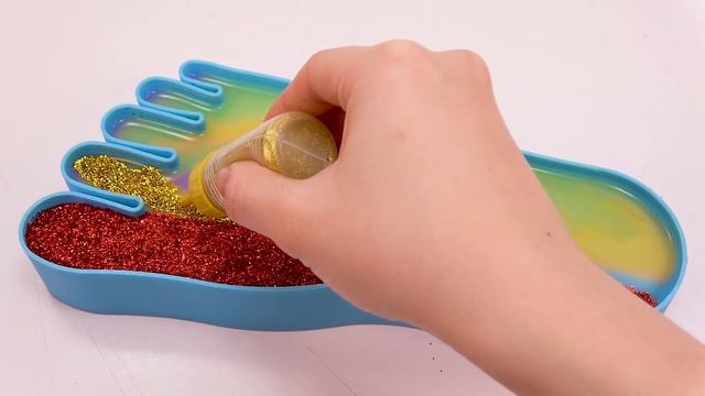 ДЛЯ МАЛЫШЕЙ ! l Смешиваю весь свой смузи из слайма в радужных игрушках для ванн для ног ASMR
