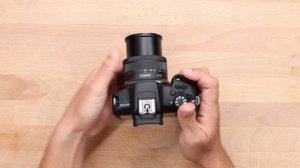 Canon EOS R100 overview