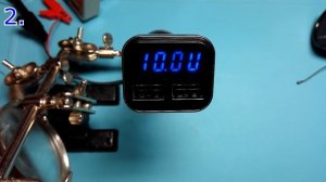 Три зарядки-вольтметра в прикуриватель.