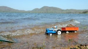 Играем на берегу реки