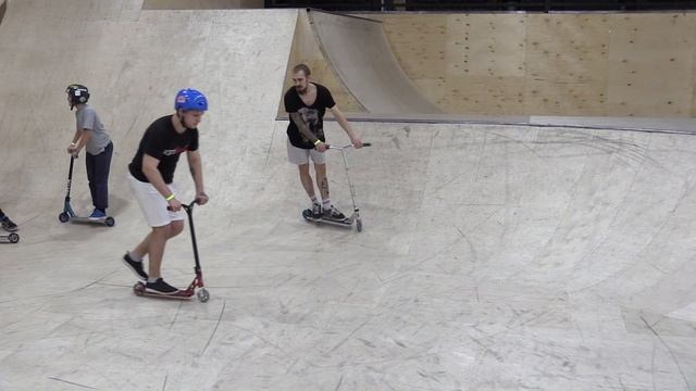 easy lazy game of scoot flat в скейтпарке #ksspark 20180214 смотреть онлайн