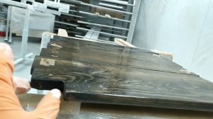 Покраска дерева,покраска деревянного стула.