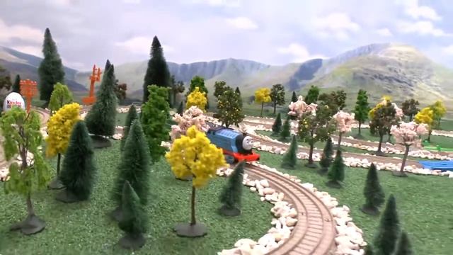 Яйца Thomas & Friends Surprise Eggs And Kinder Surprise