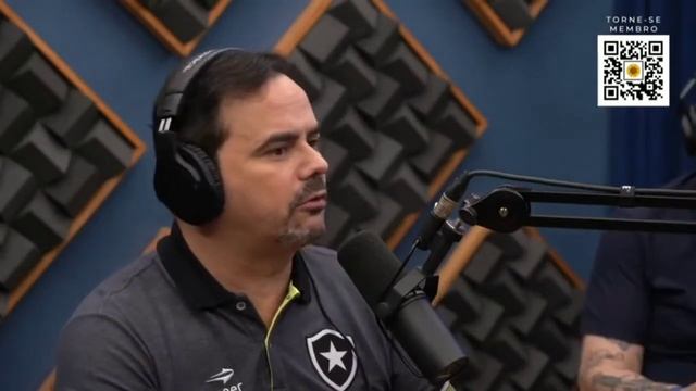 Igor interessado em Ferrari. cortes flow смотреть онлайн