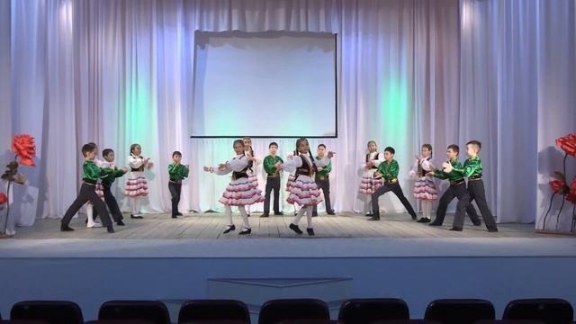 Башкирский танец (младшая группа) смотреть онлайн