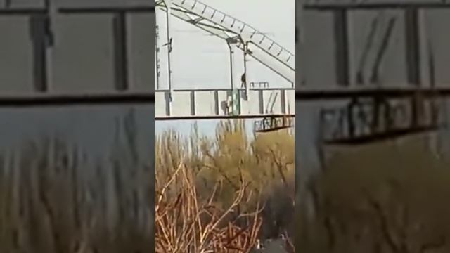 прыжок с ЖД моста г. Волгоград красноармейск смотреть онлайн