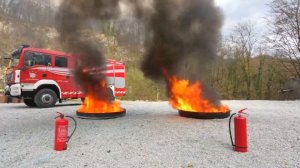 Тест порошкового и воздушно-эмульсионного огнетушителей