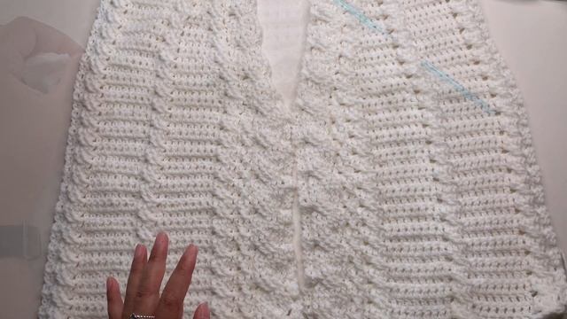 TAYLOR SWIFT FOLKLORE CROCHET CARDIGAN | CROCHET BY BEV