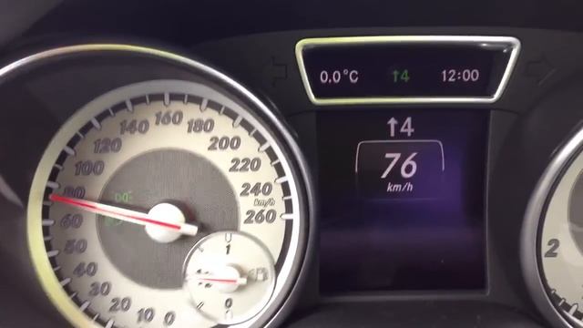 Mercedes Benz CLA 180 0-100 Km/h Beschleunigung / 90KW - 122 PS Test