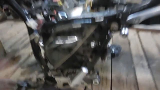 Как снять бензобак на Yamaha V-Max смотреть онлайн