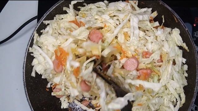 Солянка из капусты с сосисками | Как приготовить тушеную капусту смотреть онлайн