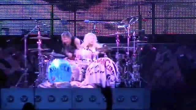 drum solo - Scorpions - Live in Athens HD смотреть онлайн