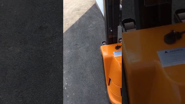 Самоходный штабелер 1500 Кг, цена 238 000р смотреть онлайн