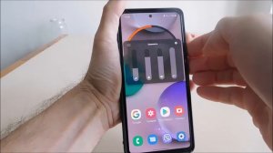 Как убрать с экрана значок регулятор настройки громкость на телефоне