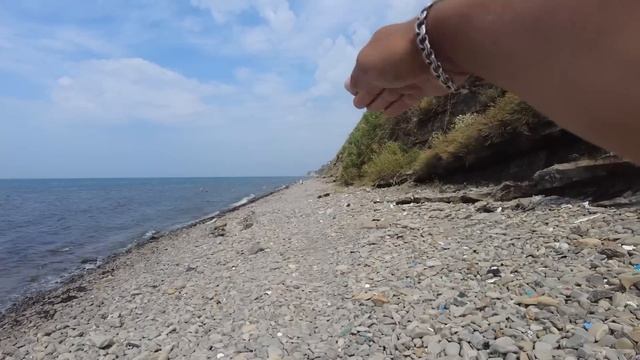 ПРИШЁЛ НА НУДИСТСКИЙ ПЛЯЖ И НЕ ПОВЕРИЛ СВОИМ ГЛАЗАМ. СПУСК 300 СТУПЕНЕЙ СЕГОДНЯ! смотреть онлайн