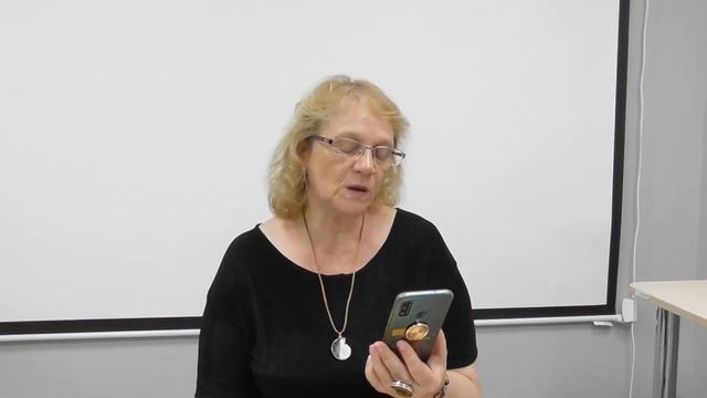 Я проникаю в образ бытия. Стихи. Ирина Фадеева смотреть онлайн