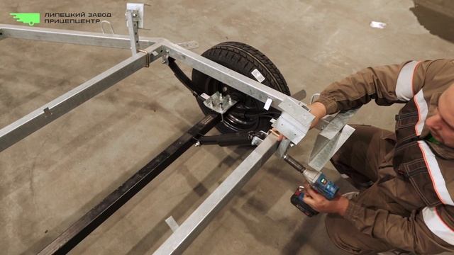 Инструкция по сборке лодочного прицепа “Титан” для килевой лодки. Липецкий Завод “ПРИЦЕПЦЕНТР” смотреть онлайн