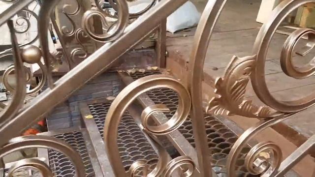 Холодная ковка. Крыльцо после патинирования. смотреть онлайн