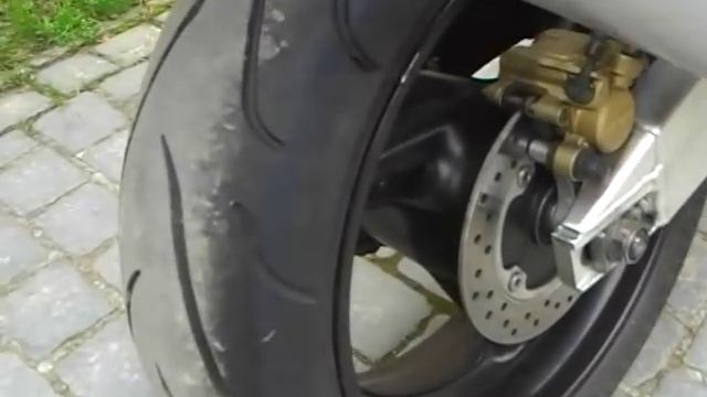Honda CBR 929 RR Fireblade смотреть онлайн