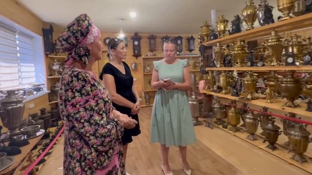 Званые гости у реставратора, коллекционера Александра Петровича, основателя музея «Самоварный дом» смотреть онлайн