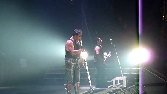RAMMSTEIN LINKS 2 3 4 OAKLAND SAN FRANCISCO 2011 ORACLE ARENA HD смотреть онлайн