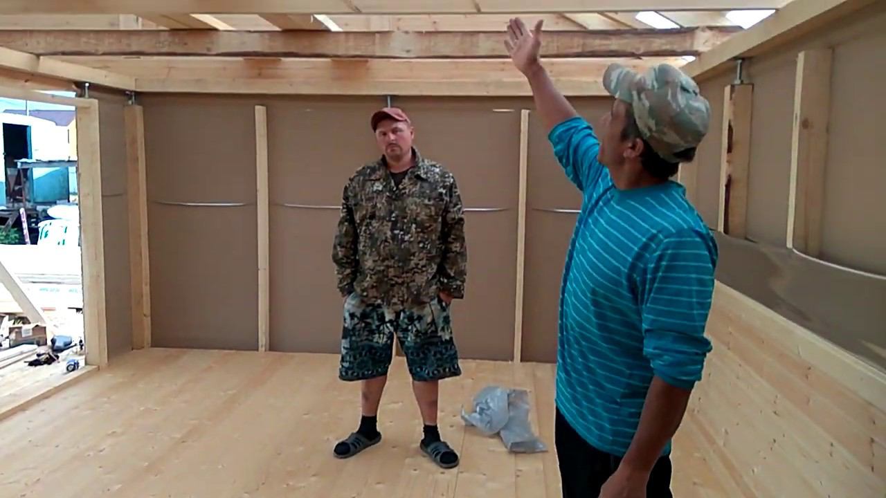 Продолжаем строить баньку 6х9.