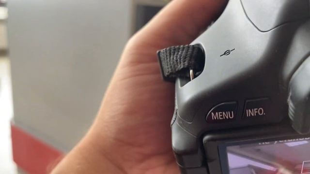 Фотоаппарат Canon 600d