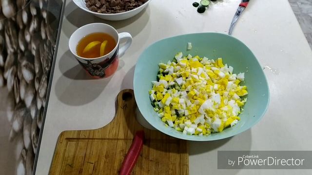 САЛАТ ОЛИВЬЕ ПО ДЕРЕВЕНСКИ смотреть онлайн