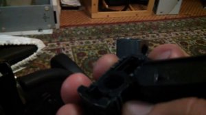 Ремонт офисного кресла. Если отвалилось колесо (ролик)