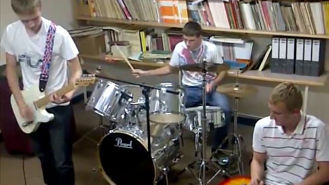 GOIN' LOUD - I'm Torn Down - Vincent White, Jack White and Will Burns смотреть онлайн