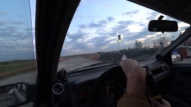 двигатель просит его застрелить... смотреть онлайн