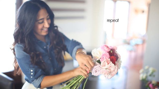 Romantic Rose Wedding Bouquet смотреть онлайн