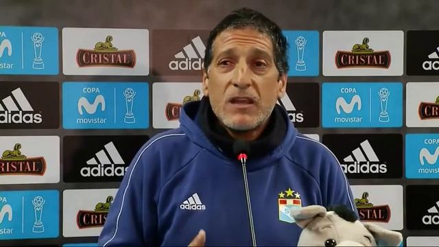 Mario Salas habla claro acerca del torneo peruano смотреть онлайн