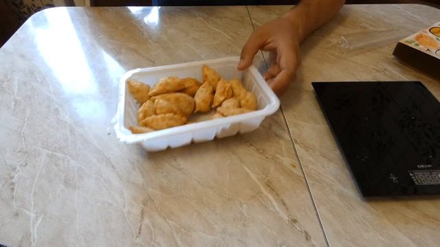 ЧЕБУПЕЛИ С ВЕТЧИНОЙ И СЫРОМ. ГОРЯЧАЯ ШТУЧКА. За 75р. Что внутри коробки? смотреть онлайн