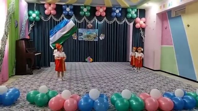 День независимости 2022. Волшебный замок. Город Термез. смотреть онлайн