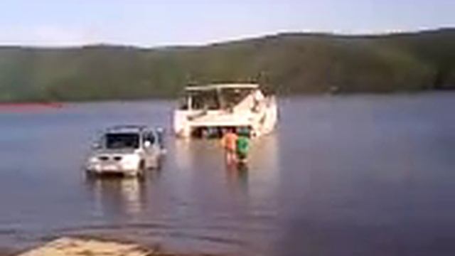 КАТАМАРАН "ОДИСЕЙ" ПЕРВЫЙ СПУСК НА ВОДУ.05.08.2015 смотреть онлайн