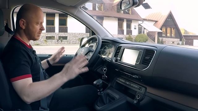 Toyota Proace Verso (M) - Peugeot Traveller(S) - GARÁŽ.TV смотреть онлайн