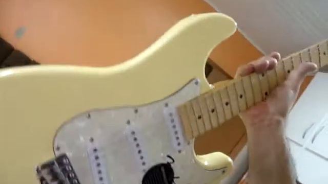 FENDER DE LUXE MADE IN USA смотреть онлайн