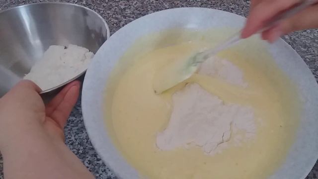 БИСКВИТ НА СМЕТАНЕ НЕЖНЫЙ/ТОРТ БИСКВИТ/БИСКВИТ РЕЦЕПТ. смотреть онлайн