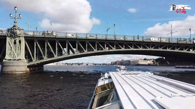 26.ПИТЕР.осень.спб.Петербург #7 Сказки аудиогида.Экскурсия на катере по Неве. смотреть онлайн